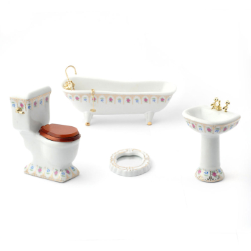 E4442 - Luxury Victorian Bathroom