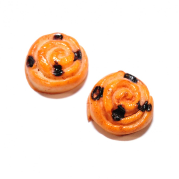 D5036 - Pair of Cinnamon Swirls